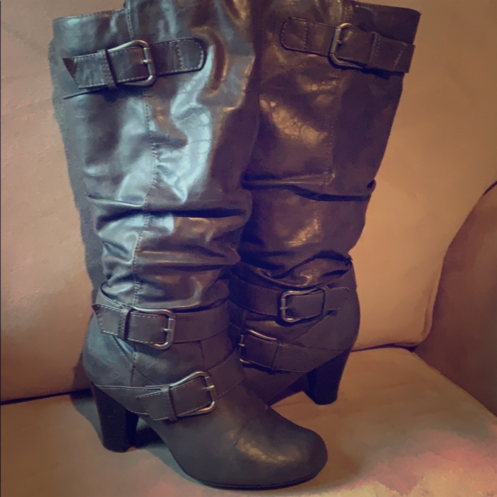 Madden Girl Prepie Boots